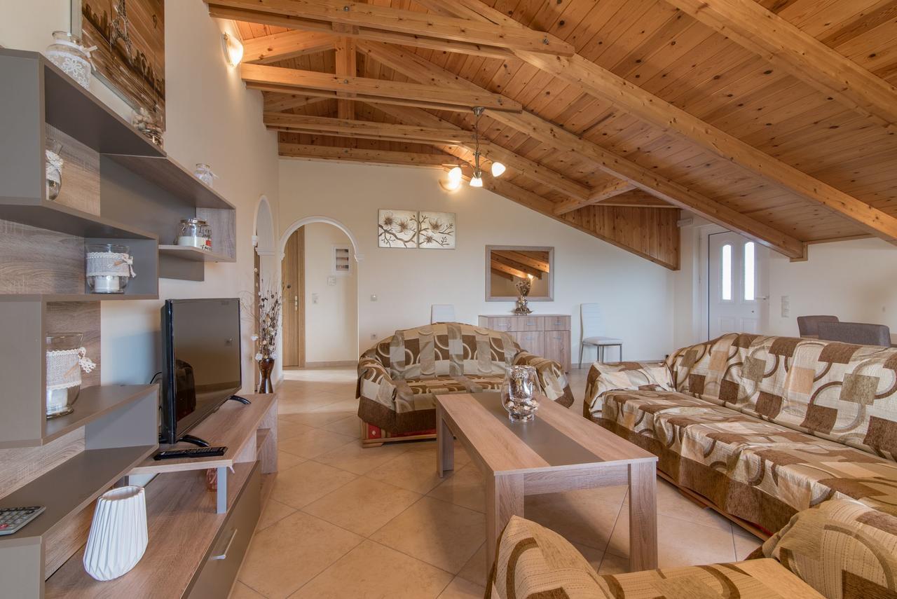 Apartment Mitros *